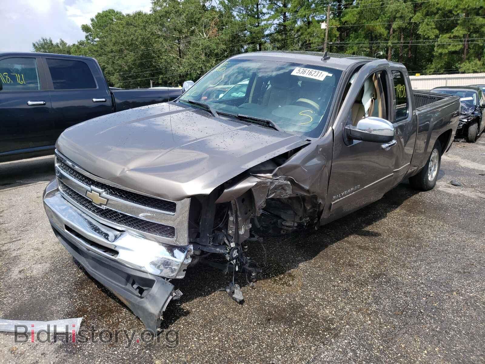 2011 CHEVROLET SILVERADO - VIN: 1GCRCSE08BZ317509 - Фото 2