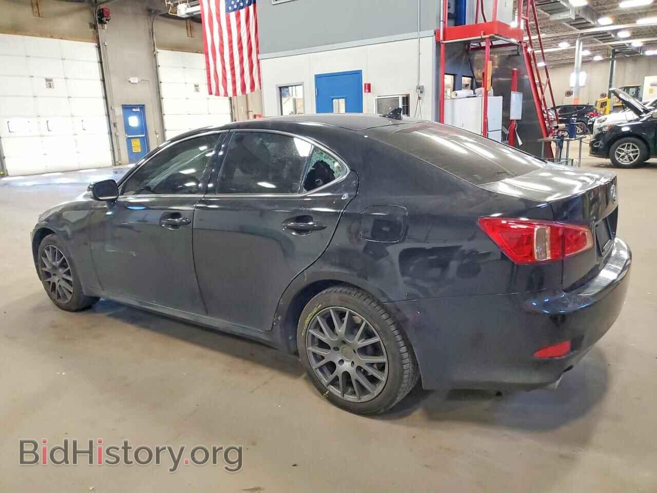 2011 LEXUS IS - VIN: JTHCE5C23B5001656 - Photo 2
