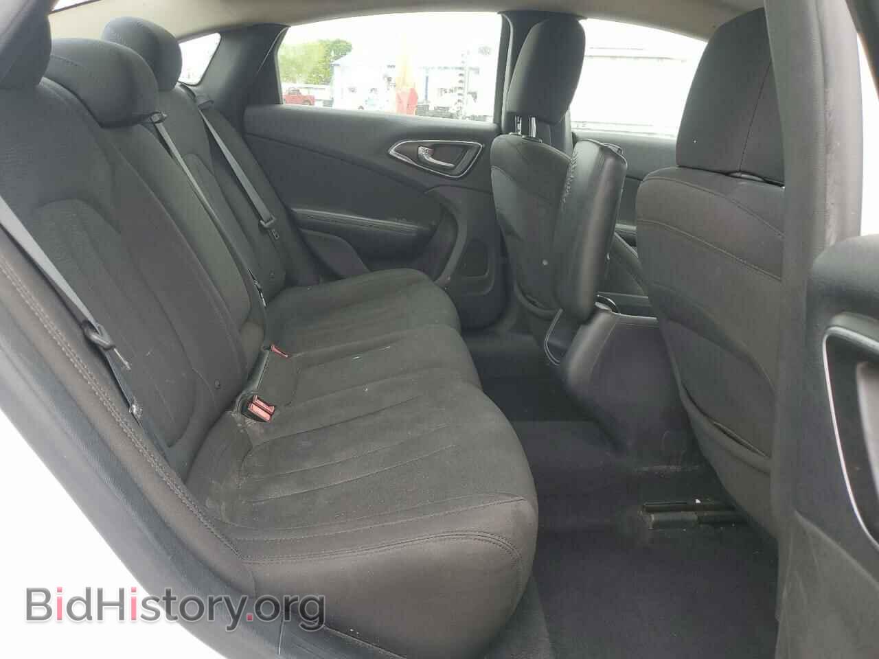2016 CHRYSLER 200 - VIN: 1C3CCCAB6GN136401 - Фото 10