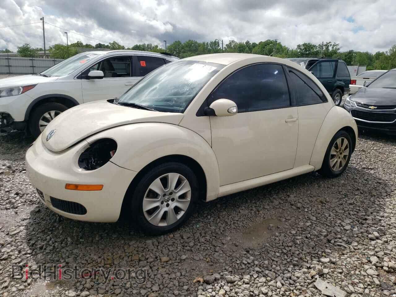 Фотография 3VWPG3AG9AM027149 - VOLKSWAGEN BEETLE 2010