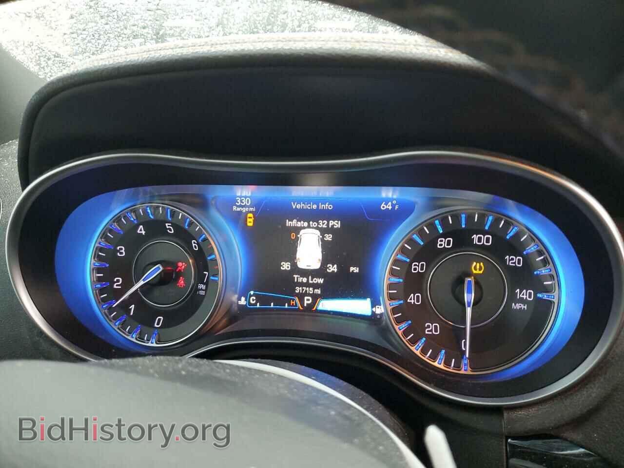2018 CHRYSLER 300 - VIN: 2C3CCABG3JH285797 - Photo 9