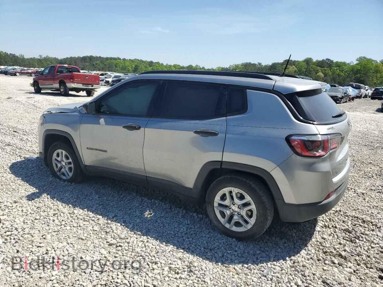 2018 JEEP COMPASS - VIN: 3C4NJCAB5JT240492 - Фото 2