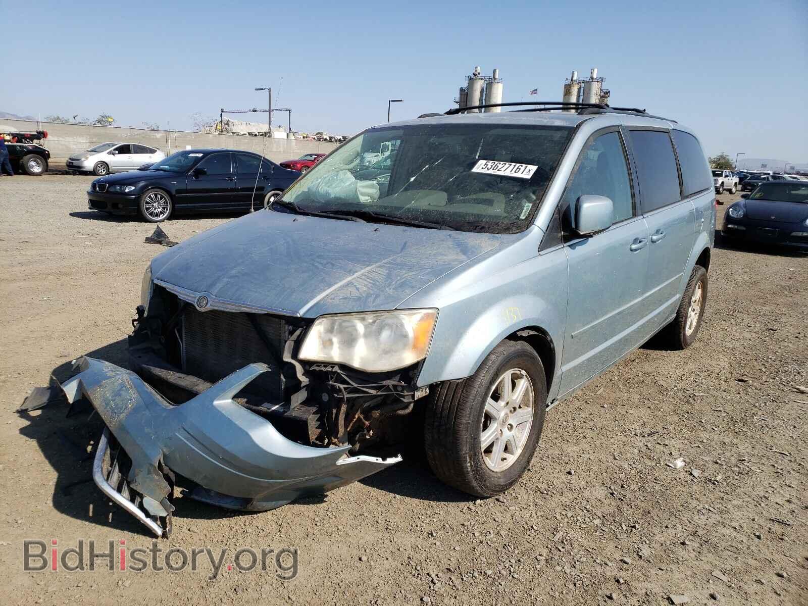 2008 CHRYSLER MINIVAN - VIN: 2A8HR54P58R637585 - Фото 2