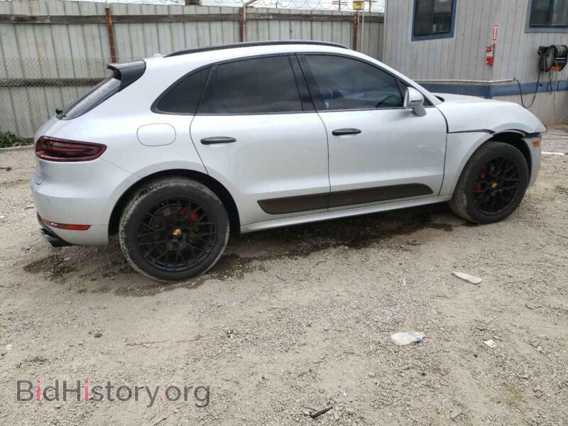 2017 Porsche MACAN (VIN WP1AG2A56HLB56610) — photo 3 of 13