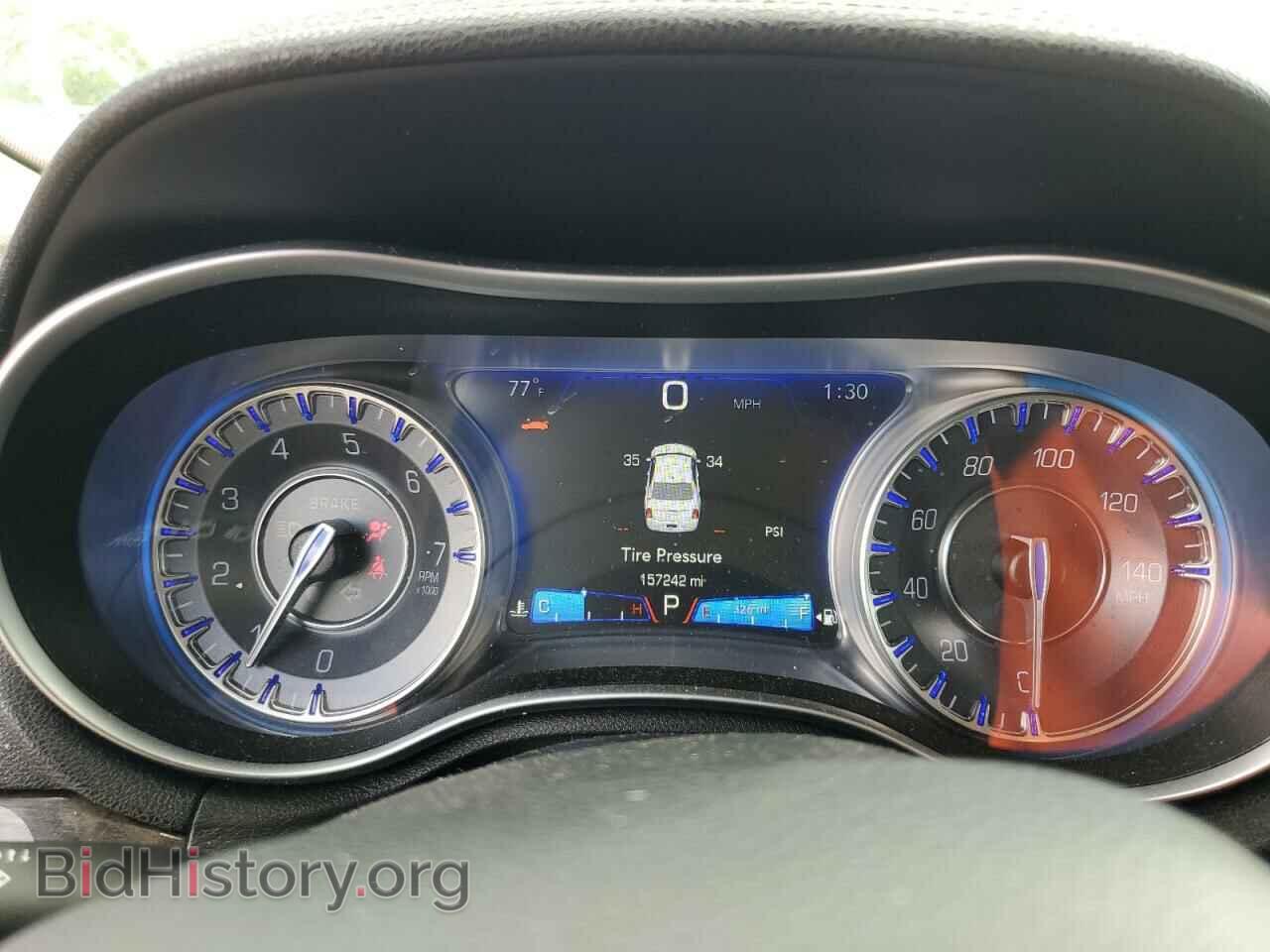 2017 CHRYSLER 300 - VIN: 2C3CCAEG8HH564622 - Фото 9