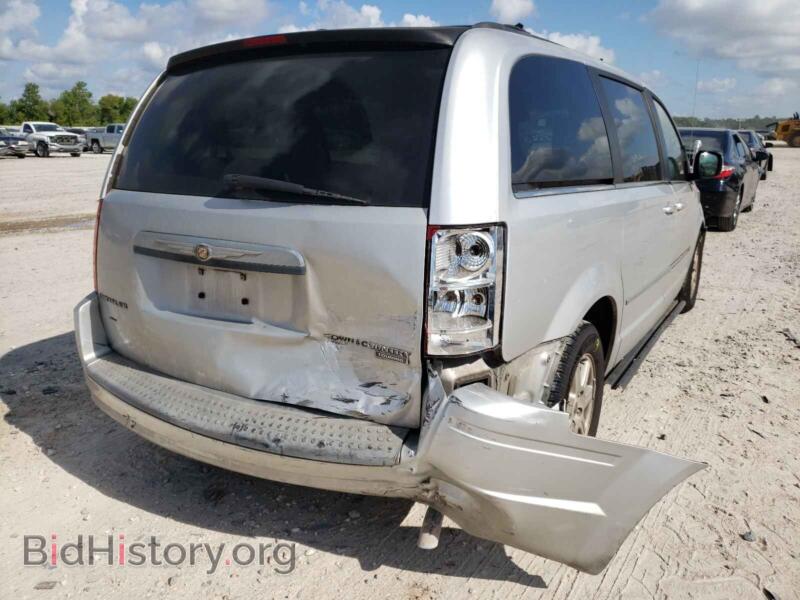 2009 Chrysler MINIVAN (VIN 2A8HR54139R635377) — фото 4 из 10