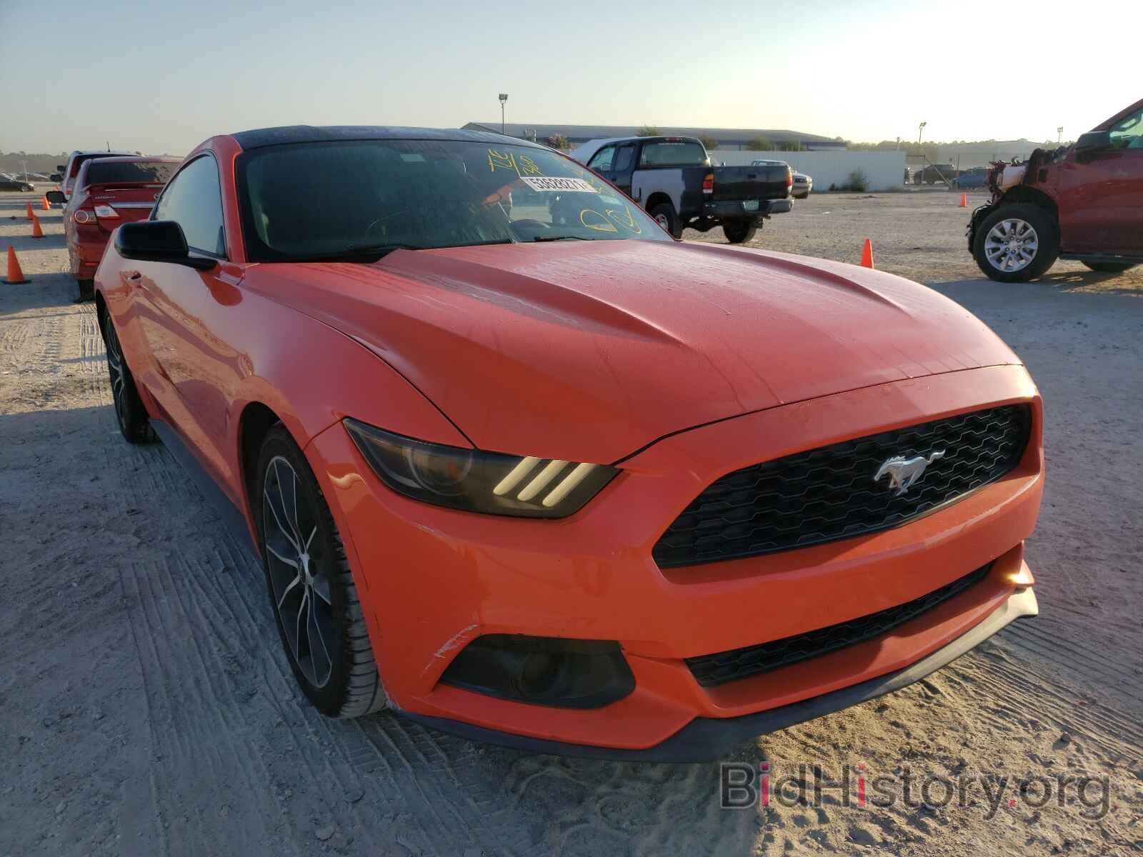 Photo 1FA6P8TH8F5395021 - FORD MUSTANG 2015
