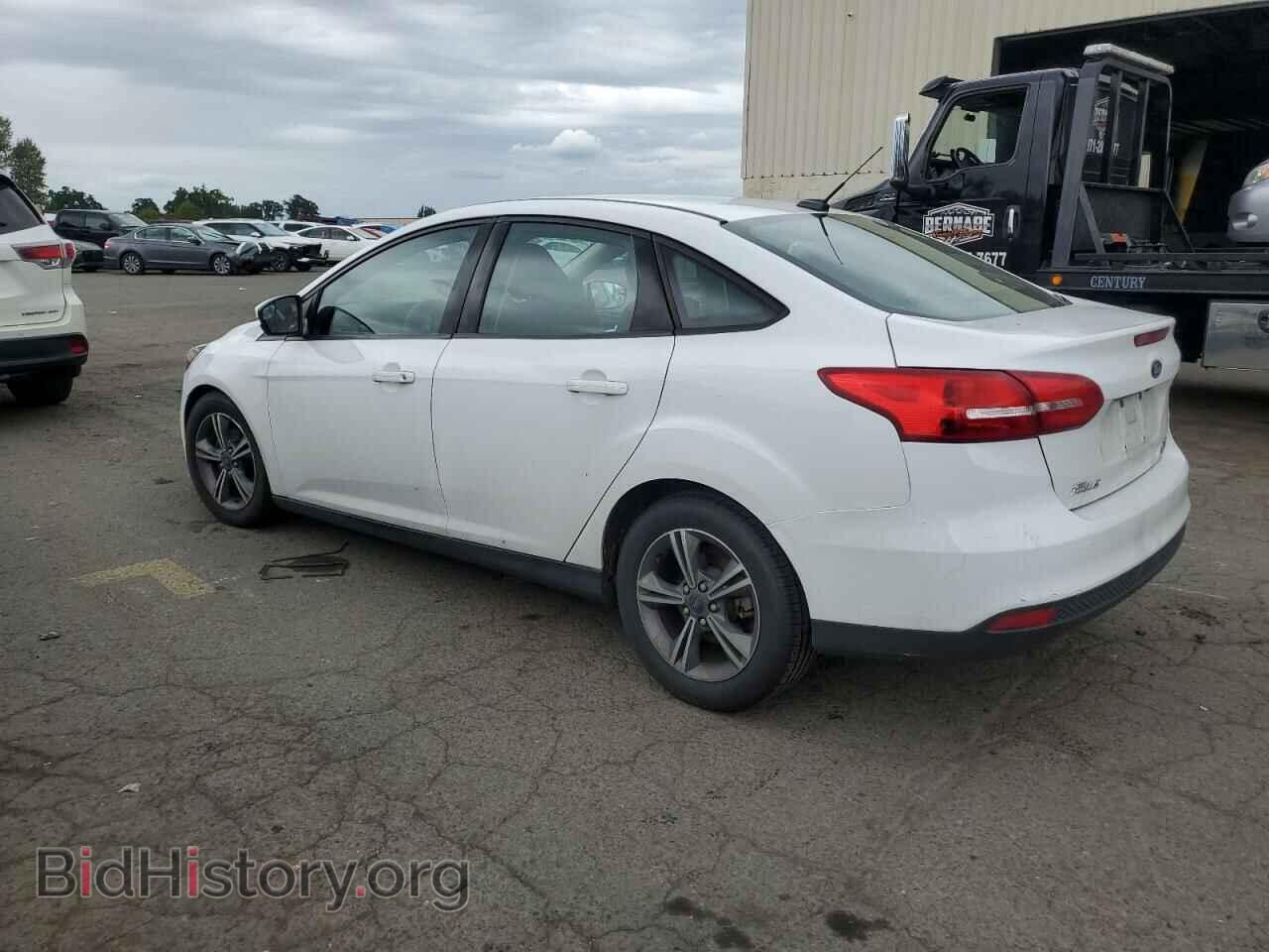 2017 FORD FOCUS - VIN: 1FADP3FE6HL307822 - Фото 2