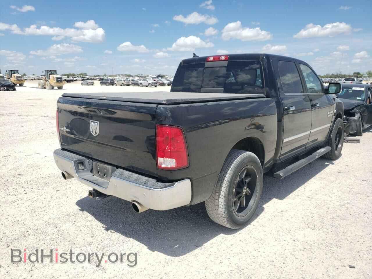 2017 RAM 1500 - VIN: 1C6RR6LT1HS752805 - Photo 4