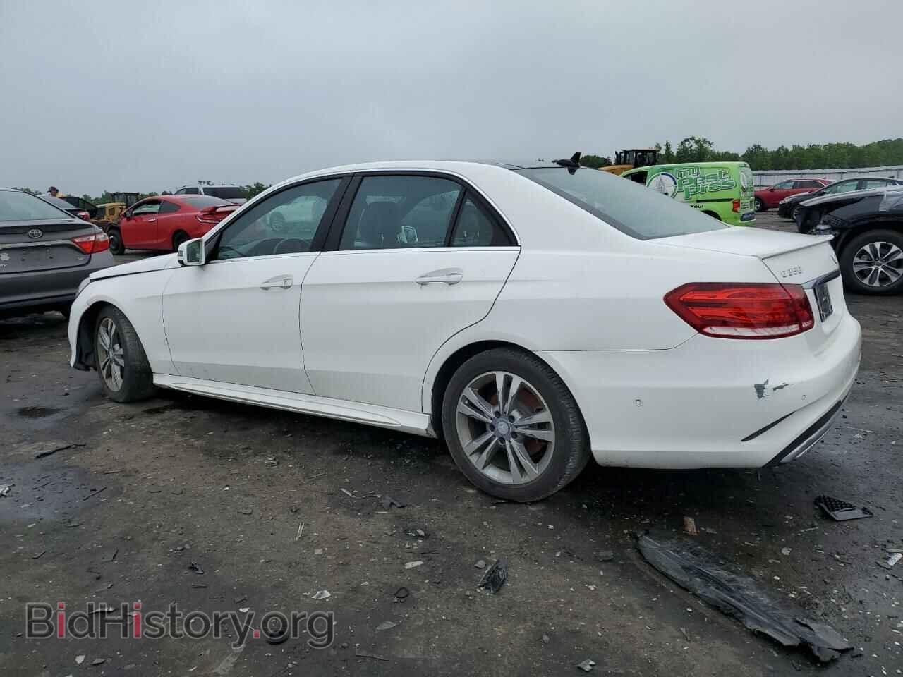 2014 MERCEDES-BENZ E-CLASS - VIN: WDDHF8JB7EA824861 - Фото 2