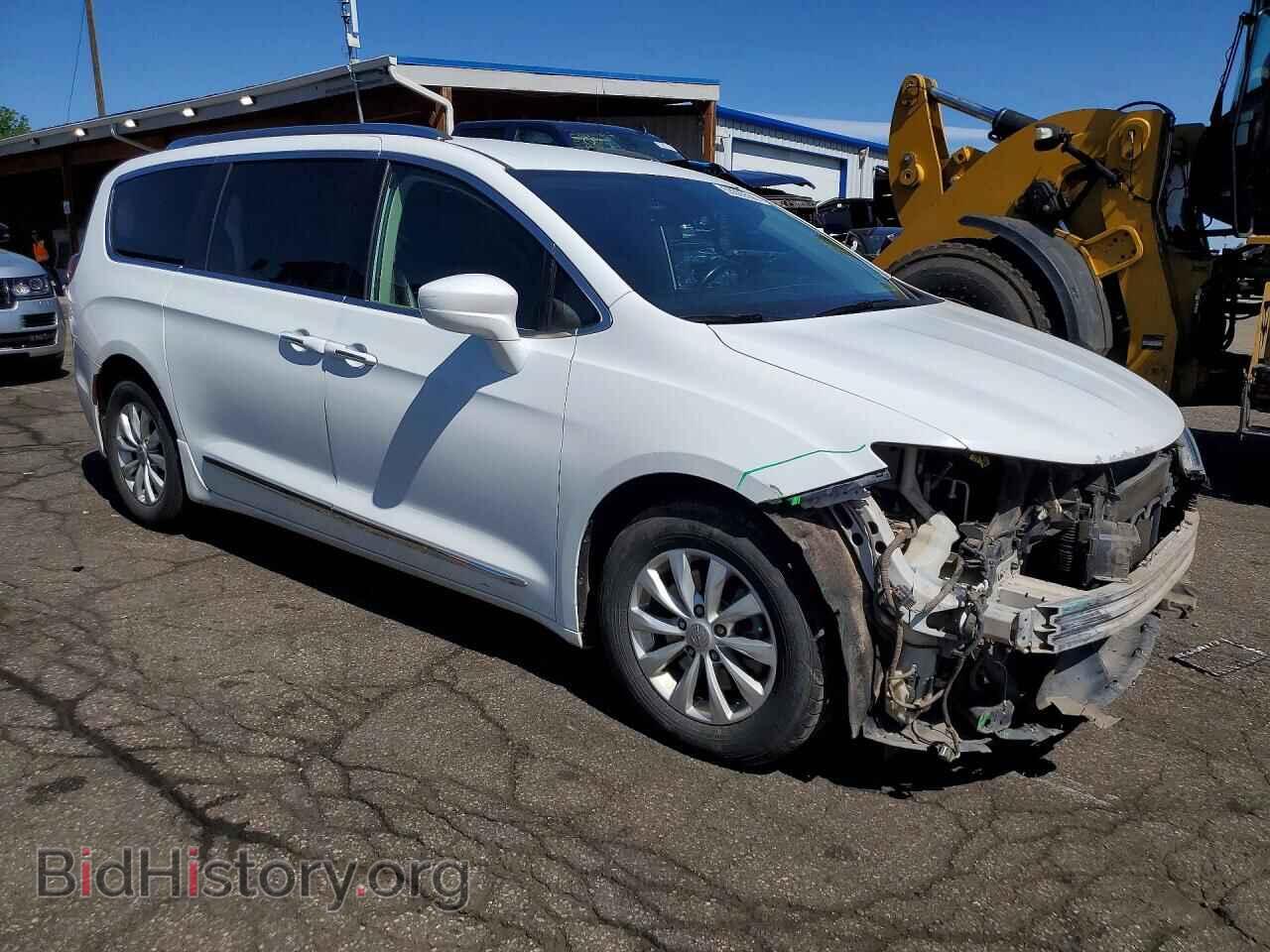 2019 CHRYSLER PACIFICA - VIN: 2C4RC1BG1KR561444 - Фото 4