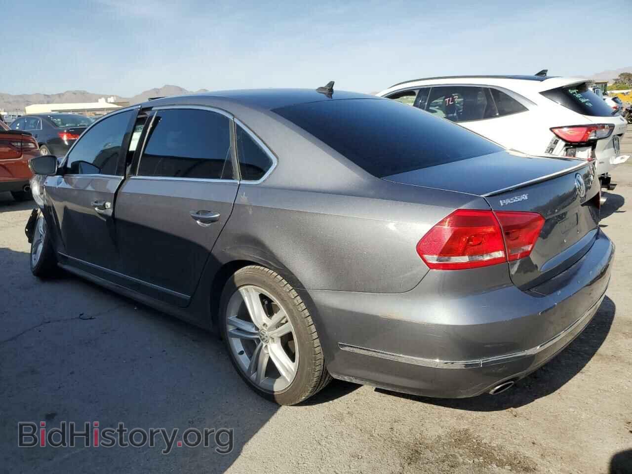 2015 VOLKSWAGEN PASSAT - VIN: 1VWCT7A3XFC069921 - Фото 2