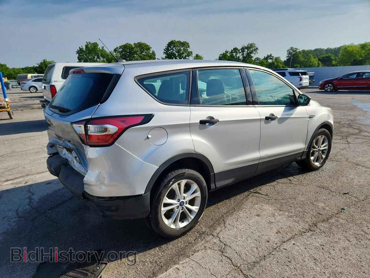 2017 FORD ESCAPE - VIN: 1FMCU0F75HUC01267 - Фото 3