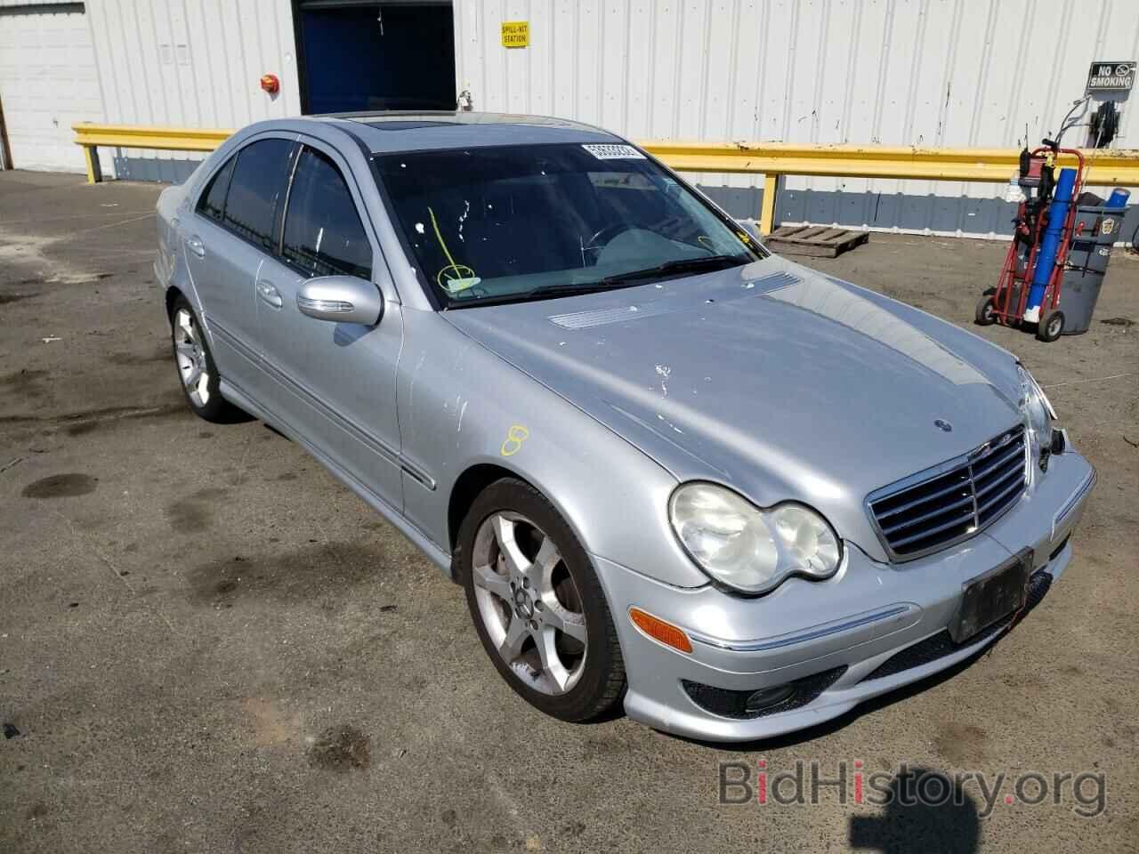 Photo WDBRF52H97F858742 - MERCEDES-BENZ C-CLASS 2007