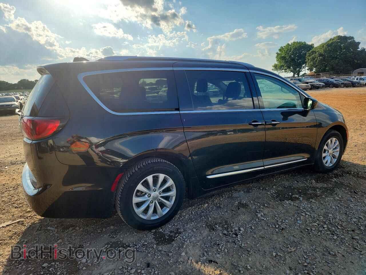 2019 CHRYSLER PACIFICA - VIN: 2C4RC1BG0KR700558 - Photo 3