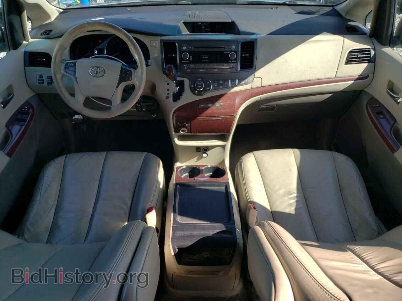 2011 TOYOTA All Models - VIN: 5TDYK3DC4BS097416 - Фото 8
