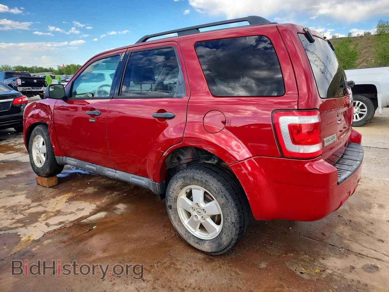 2011 FORD ESCAPE - VIN: 1FMCU9DG9BKA55935 - Photo 2