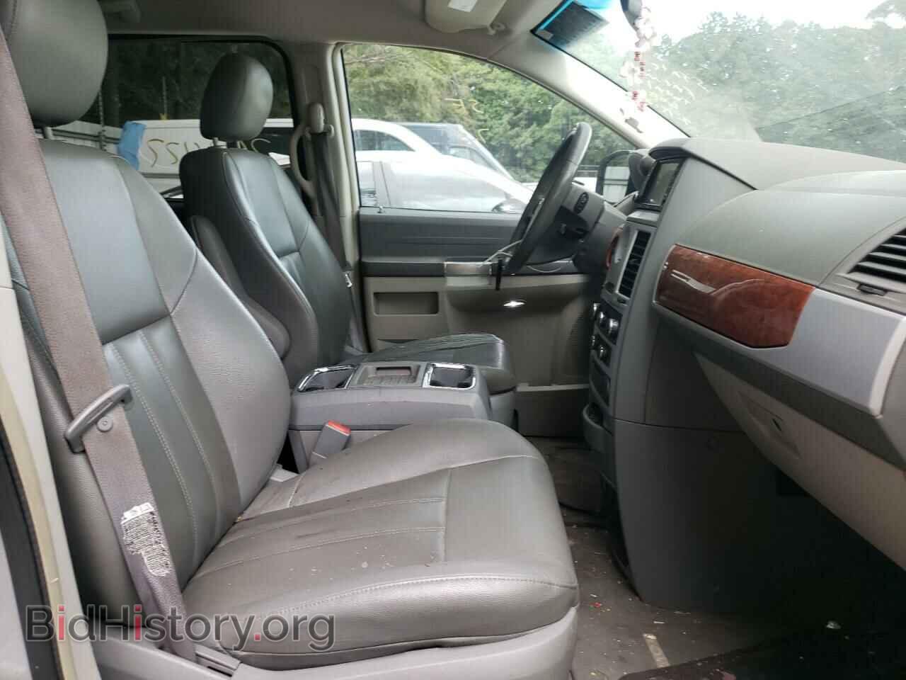 2008 CHRYSLER MINIVAN - VIN: 2A8HR54P88R719908 - Фото 5