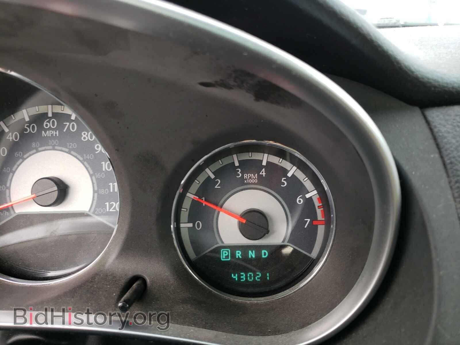 2011 CHRYSLER 200 - VIN: 1C3BC7EG1BN555743 - Фото 8