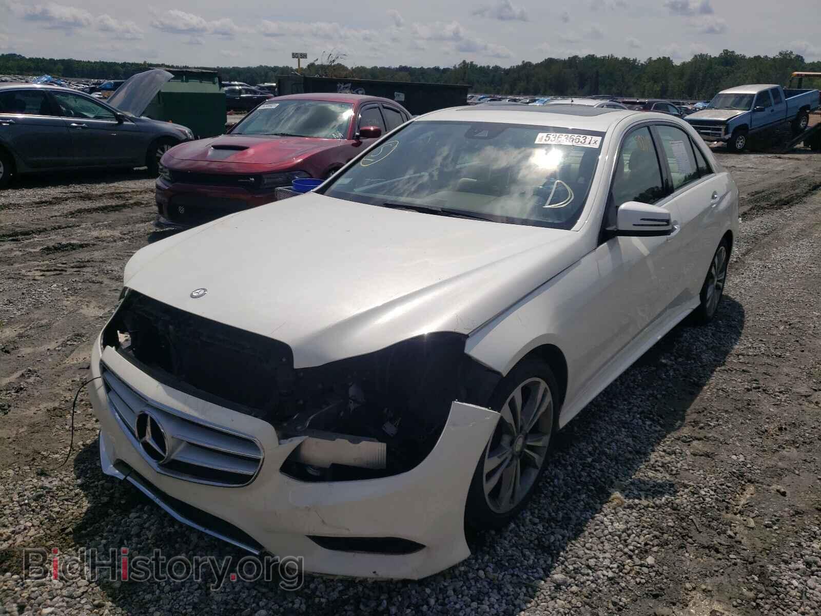 2014 MERCEDES-BENZ E-CLASS - VIN: WDDHF5KB3EB048171 - Фото 2