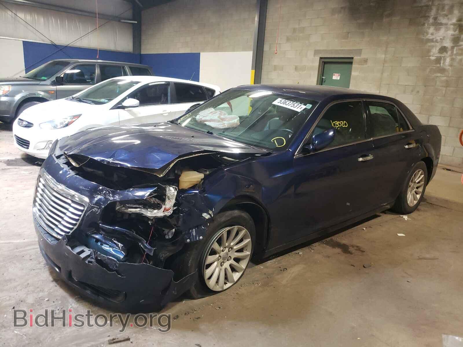 2014 CHRYSLER 300 - VIN: 2C3CCAAGXEH347073 - Фото 2
