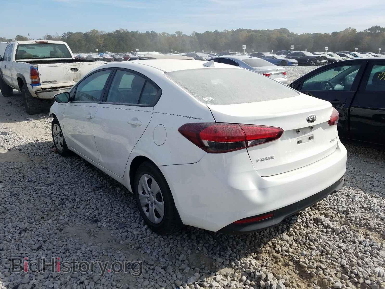 2017 KIA FORTE - VIN: 3KPFK4A79HE061776 - Фото 3