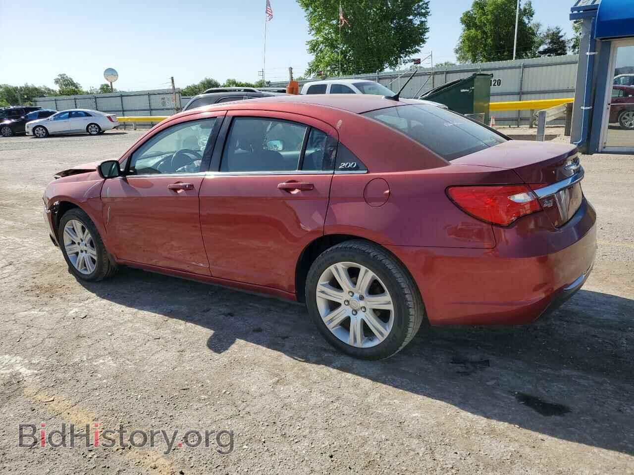2013 CHRYSLER 200 - VIN: 1C3CCBBB5DN614800 - Фото 2