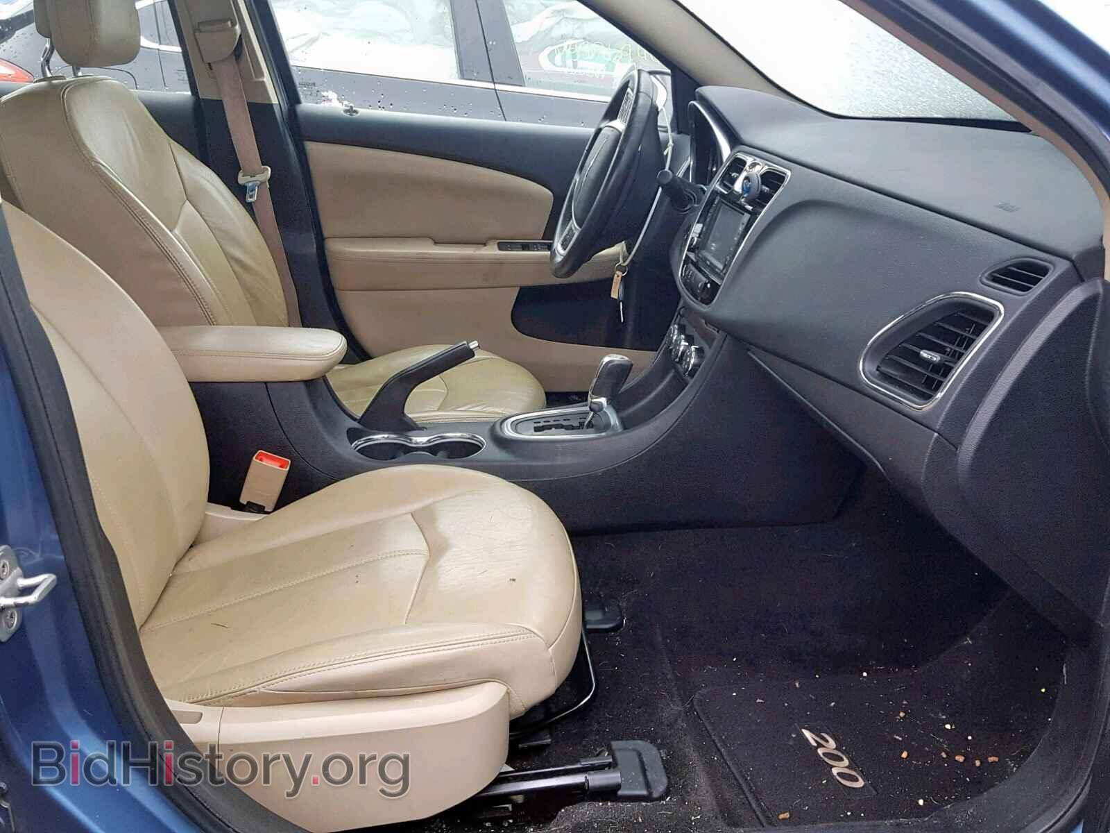 2011 CHRYSLER 200 - VIN: 1C3BC2FG4BN623115 - Фото 5