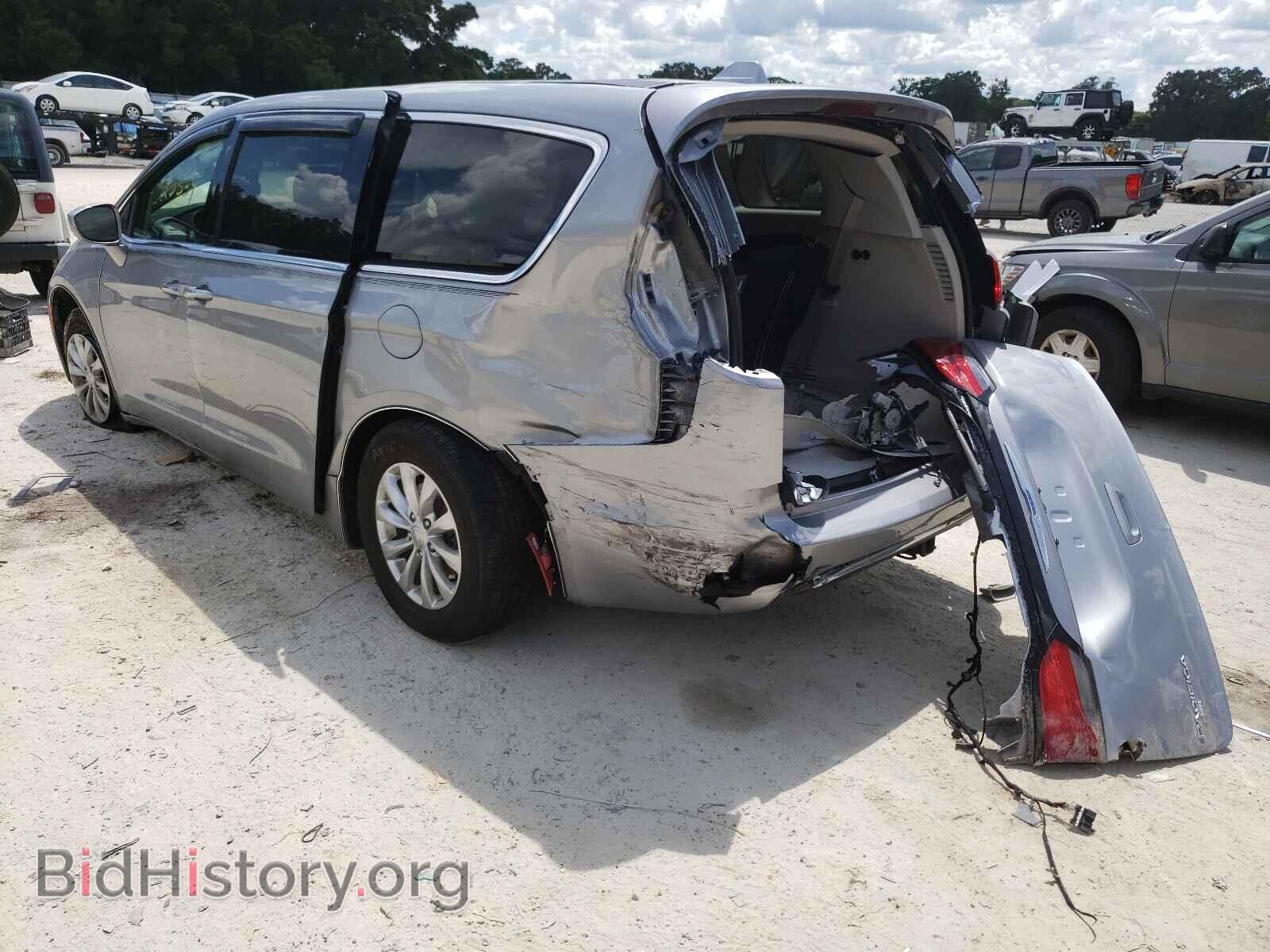 2018 CHRYSLER PACIFICA - VIN: 2C4RC1FG1JR133351 - Фото 3