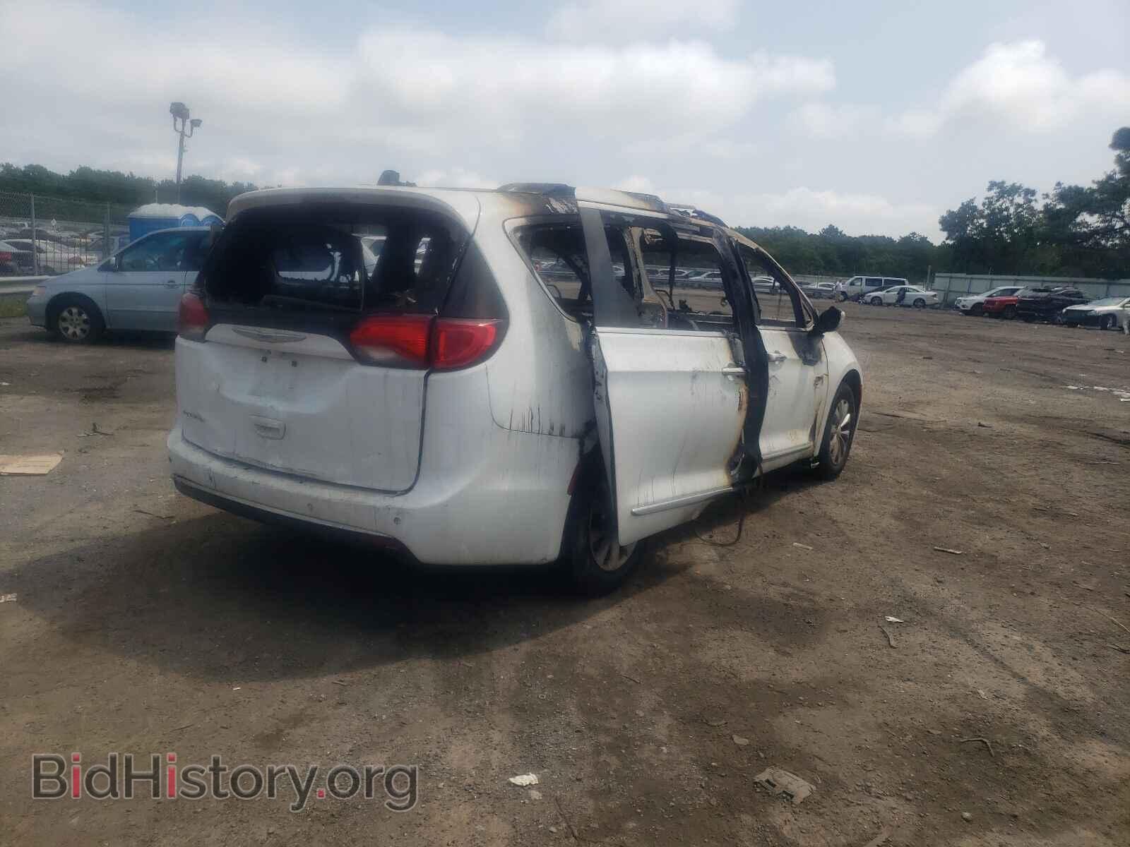 2018 CHRYSLER PACIFICA - VIN: 2C4RC1BG7JR141489 - Фото 4