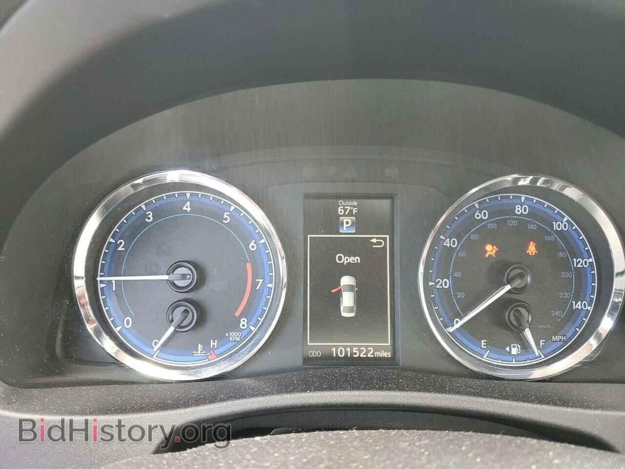 2017 TOYOTA COROLLA - VIN: 2T1BURHEXHC757085 - Фото 9