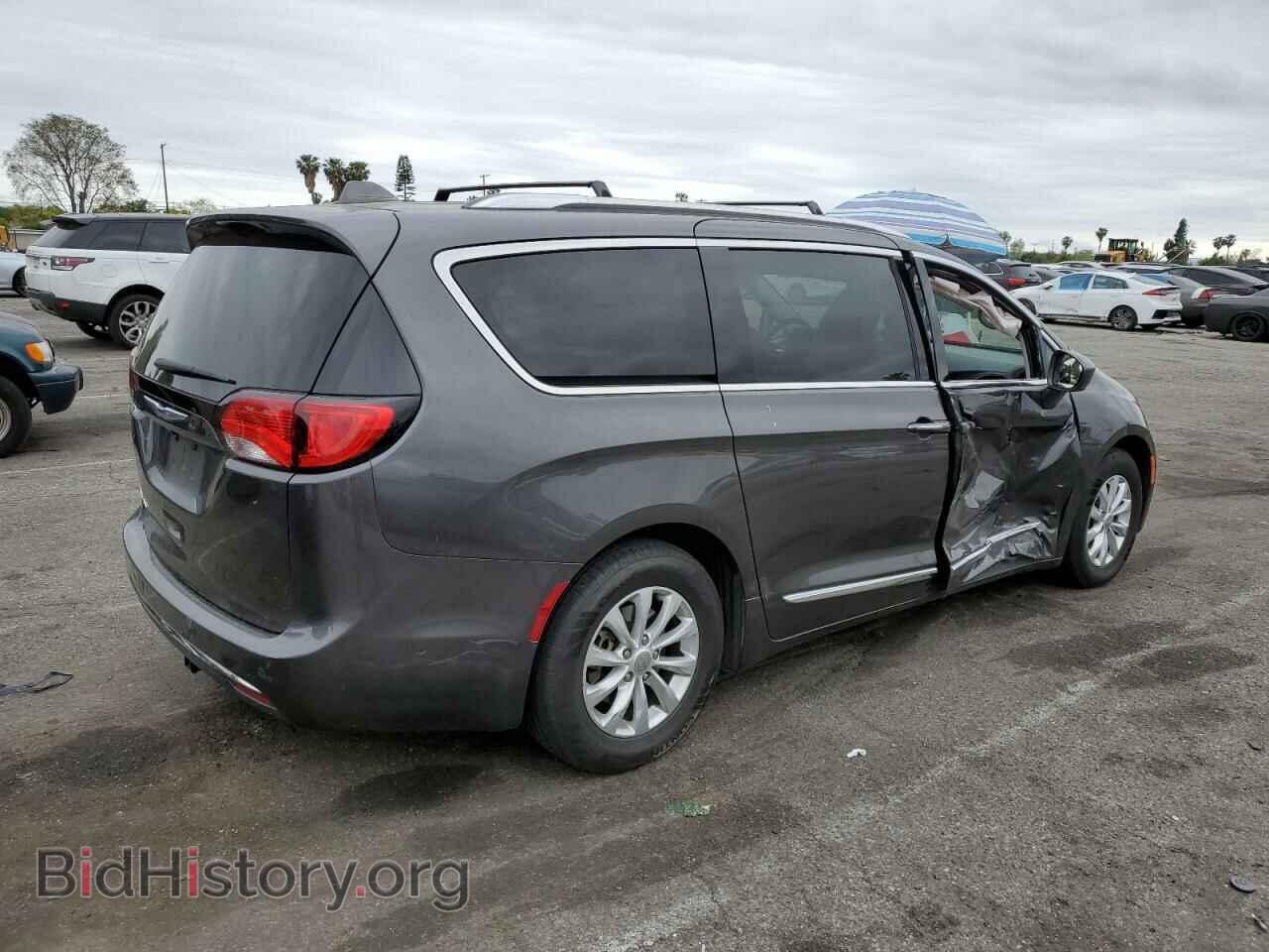2019 CHRYSLER PACIFICA - VIN: 2C4RC1BG2KR627886 - Фото 3