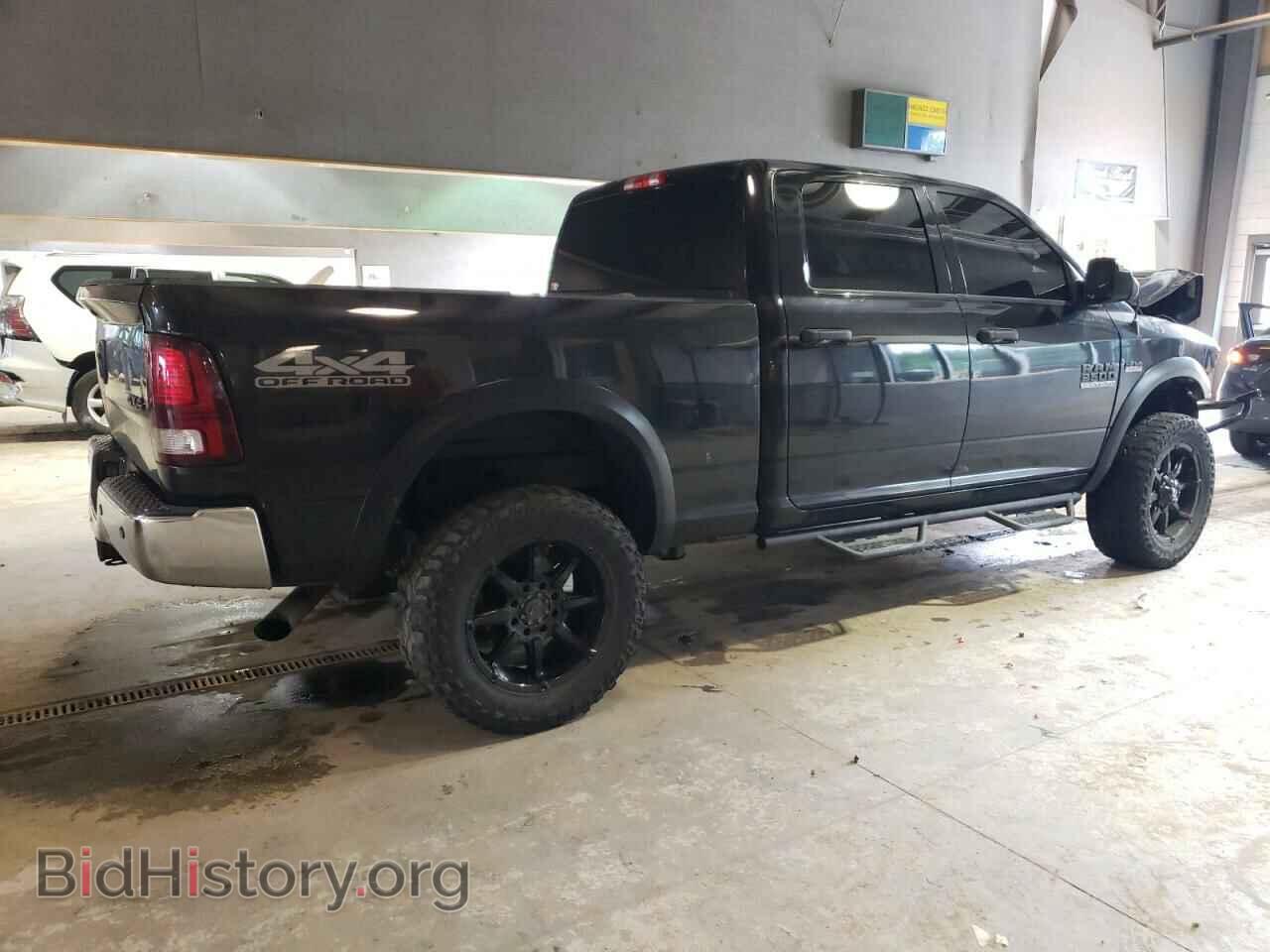 2017 RAM All Models - VIN: 3C6UR5CJ1HG676271 - Photo 3
