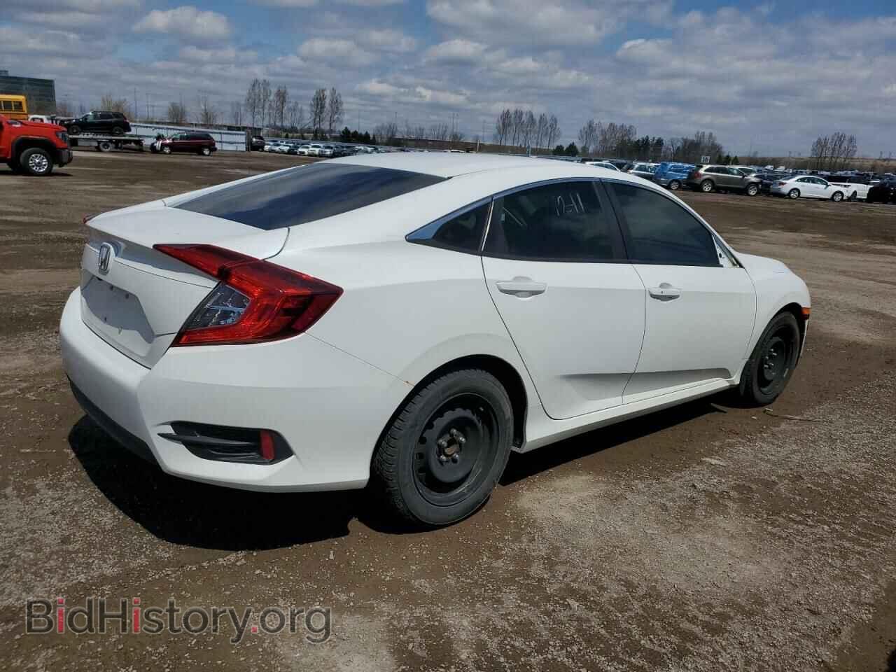 2018 HONDA CIVIC - VIN: 2HGFC2F80JH008186 - Фото 3