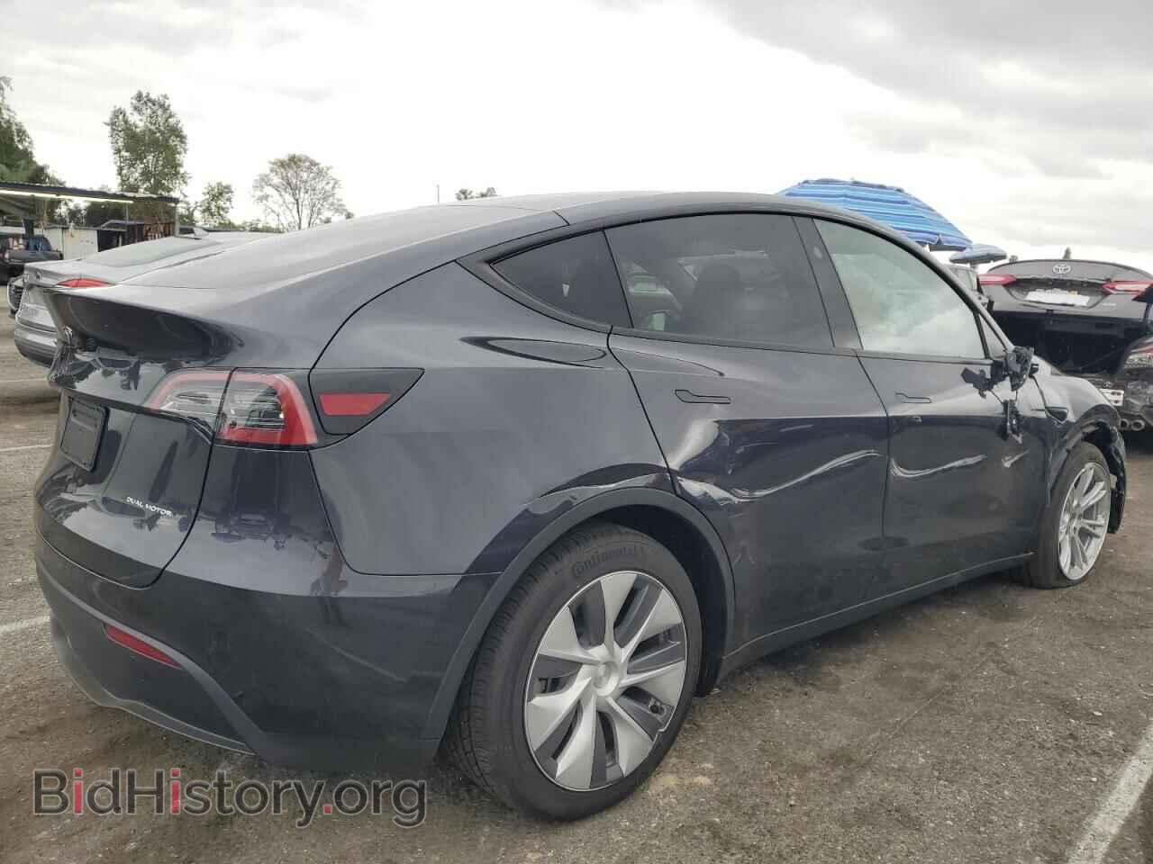 2024 TESLA MODEL Y - VIN: 7SAYGDEEXRF071427 - Фото 3
