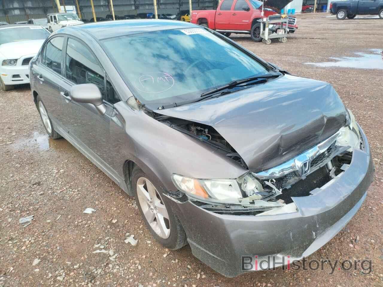 Photo 19XFA1F65BE029576 - HONDA CIVIC 2011