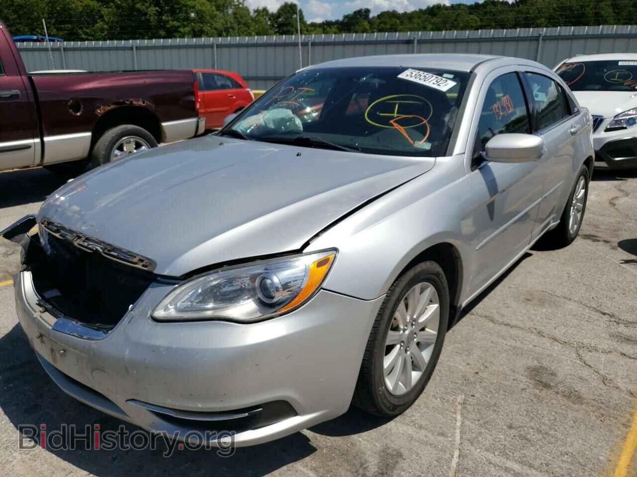 2012 CHRYSLER 200 - VIN: 1C3CCBBG5CN316645 - Фото 2