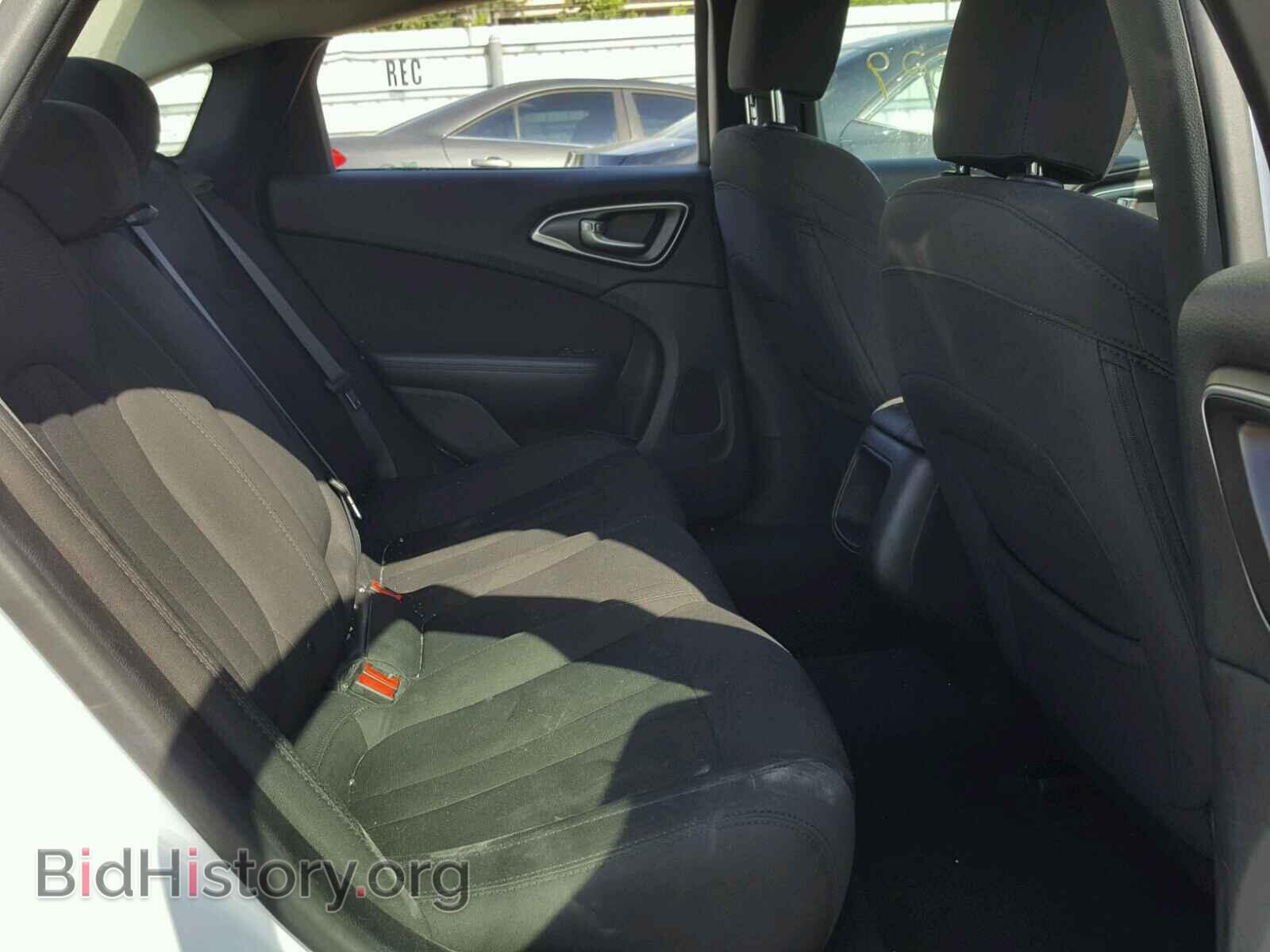 2016 CHRYSLER 200 - VIN: 1C3CCCABXGN148759 - Фото 6