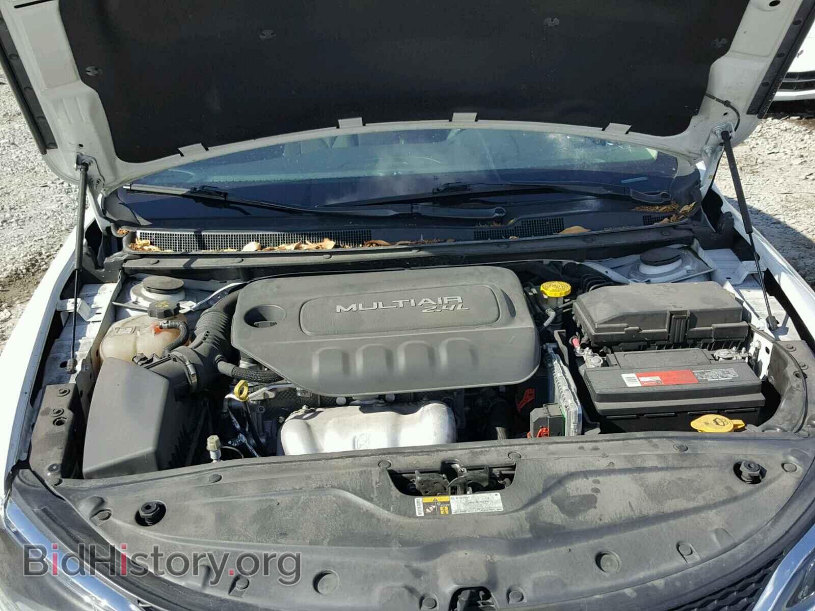 2016 CHRYSLER 200 - VIN: 1C3CCCABXGN148759 - Фото 7