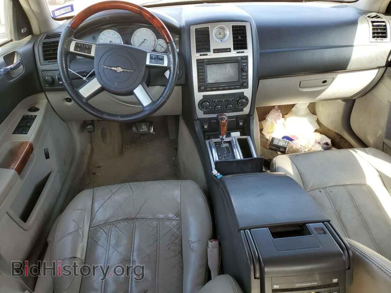 2007 CHRYSLER 300 - VIN: 2C3KA63H47H684796 - Фото 8