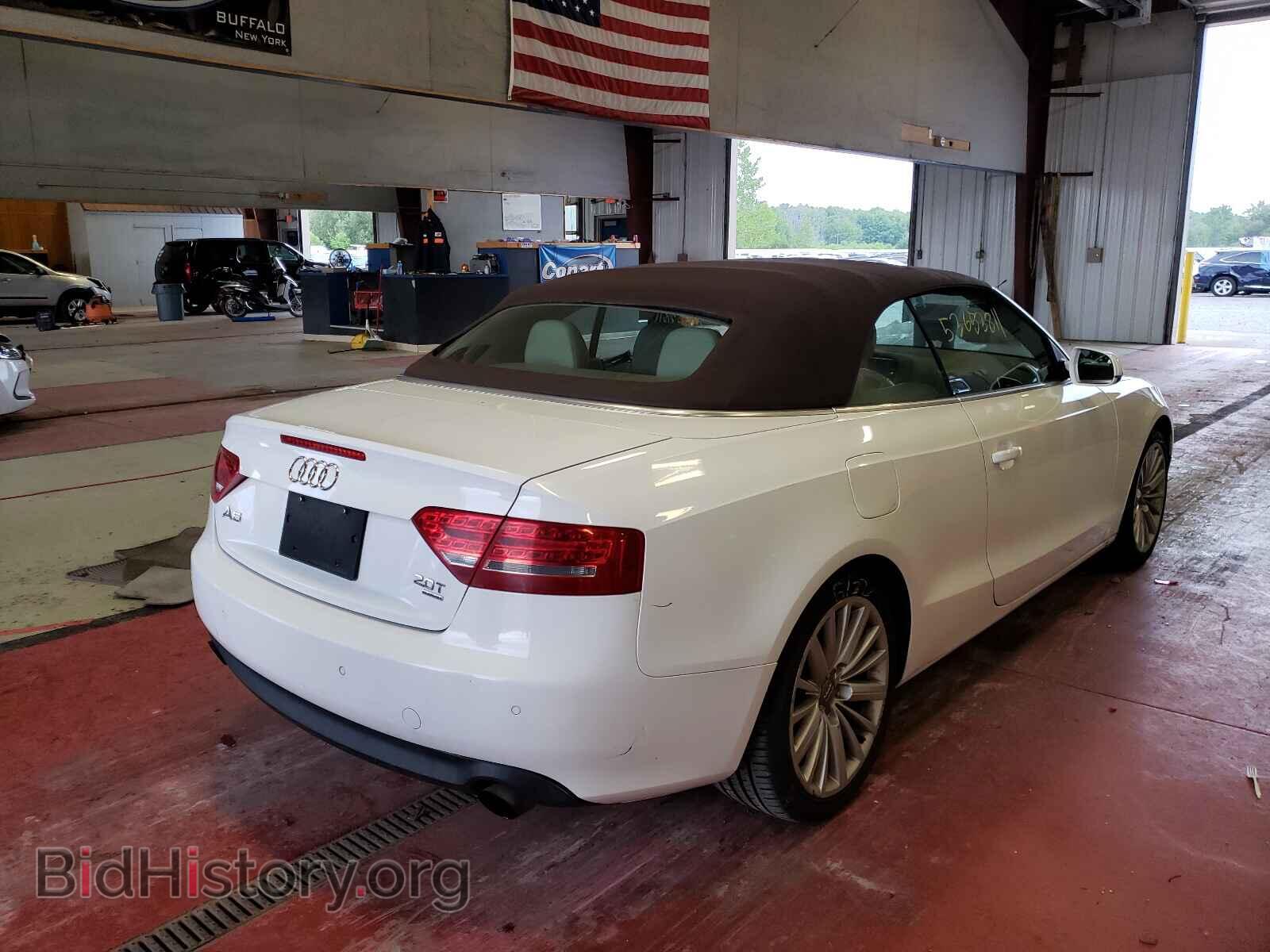 2011 AUDI A5 - VIN: WAULFAFH0BN017950 - Фото 4