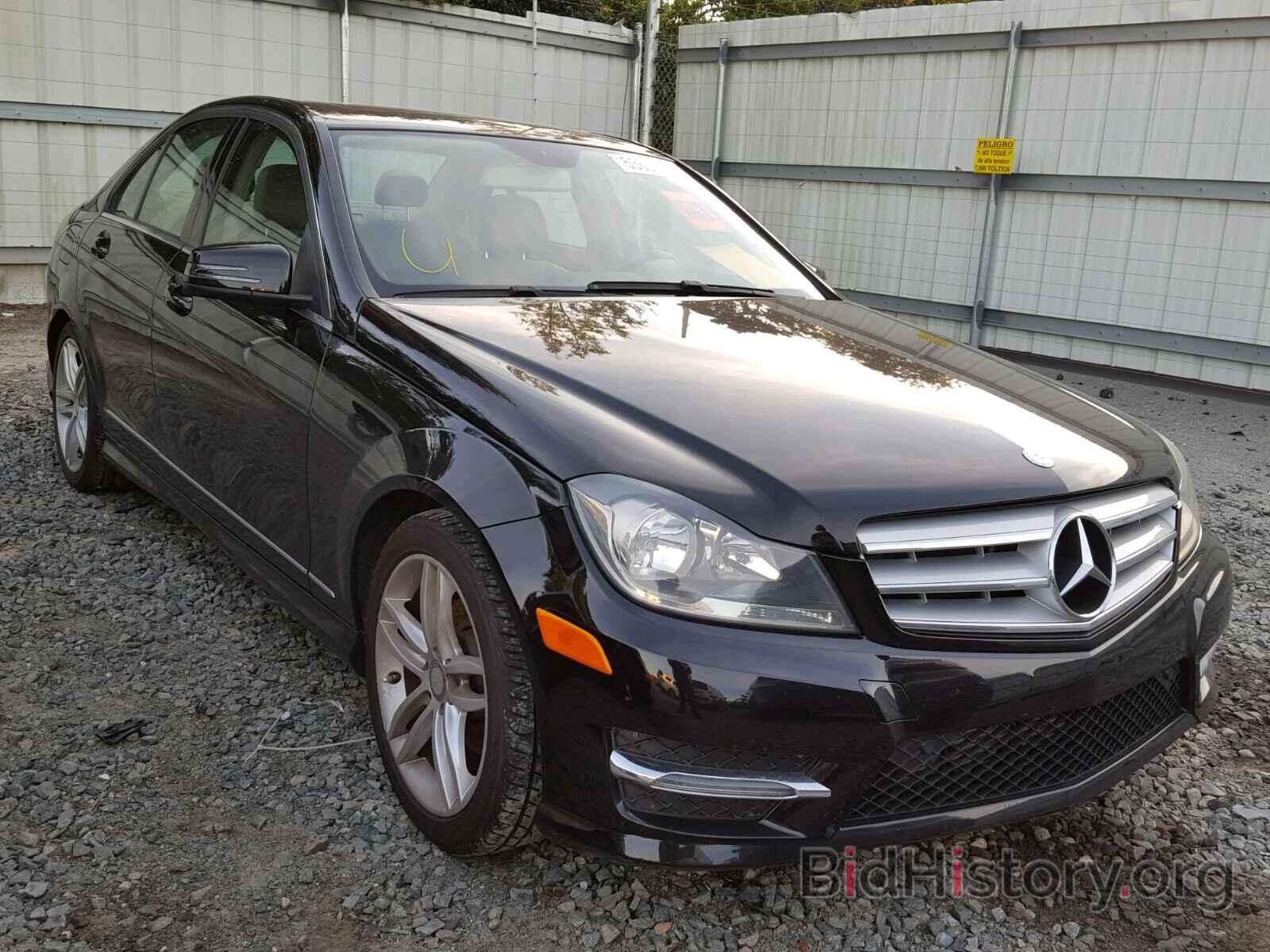 Photo WDDGF4HB0DR290628 - MERCEDES-BENZ C 250 2013