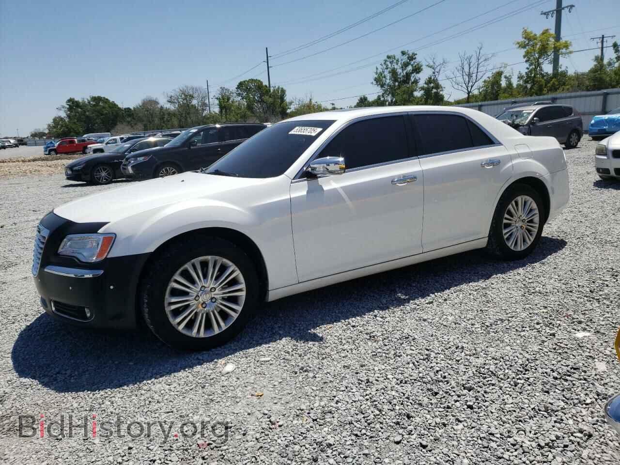 Фотография 2C3CCAKTXDH538227 - CHRYSLER 300 2013