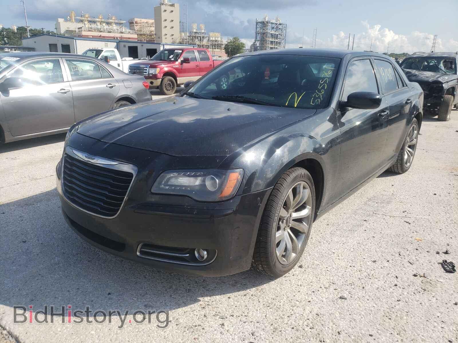 2014 CHRYSLER 300 - VIN: 2C3CCABG9EH357043 - Фото 2