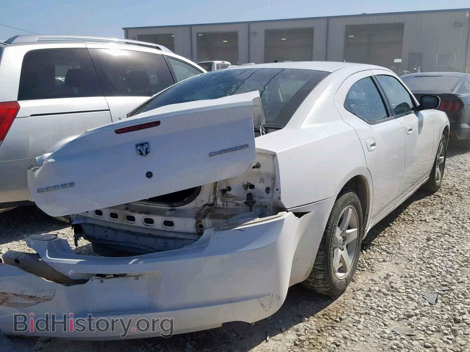 2010 DODGE CHARGER - VIN: 2B3CA4CD0AH256329 - Фото 4