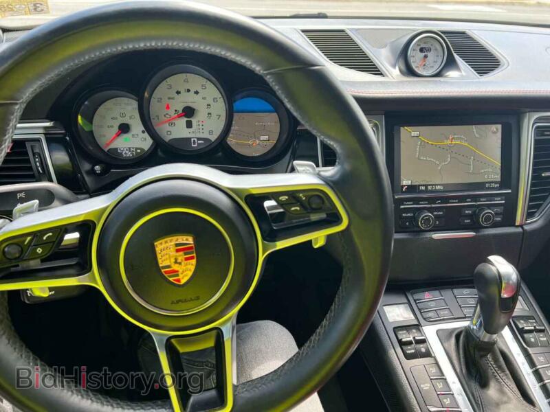 2016 Porsche MACAN (VIN WP1AB2A57GLB42132) — фото 7 из 10