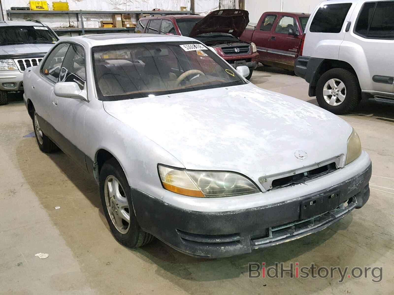 Photo JT8BF12G7T0152125 - LEXUS ES300 1996