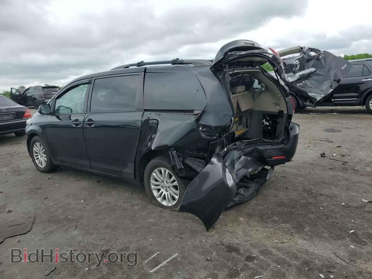2012 TOYOTA All Models - VIN: 5TDYK3DC2CS274529 - Фото 2