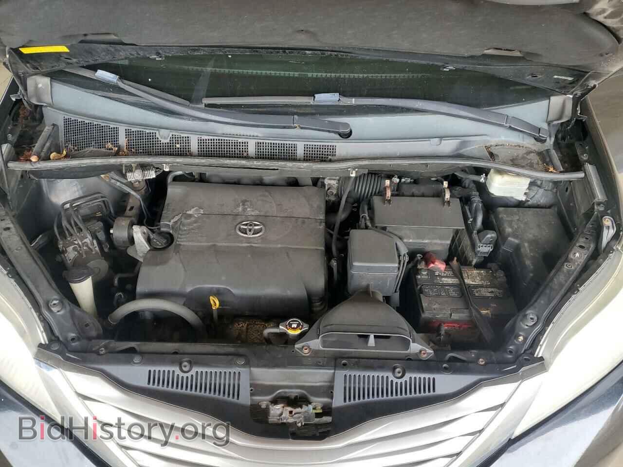 2011 TOYOTA All Models - VIN: 5TDYK3DC0BS026844 - Photo 12