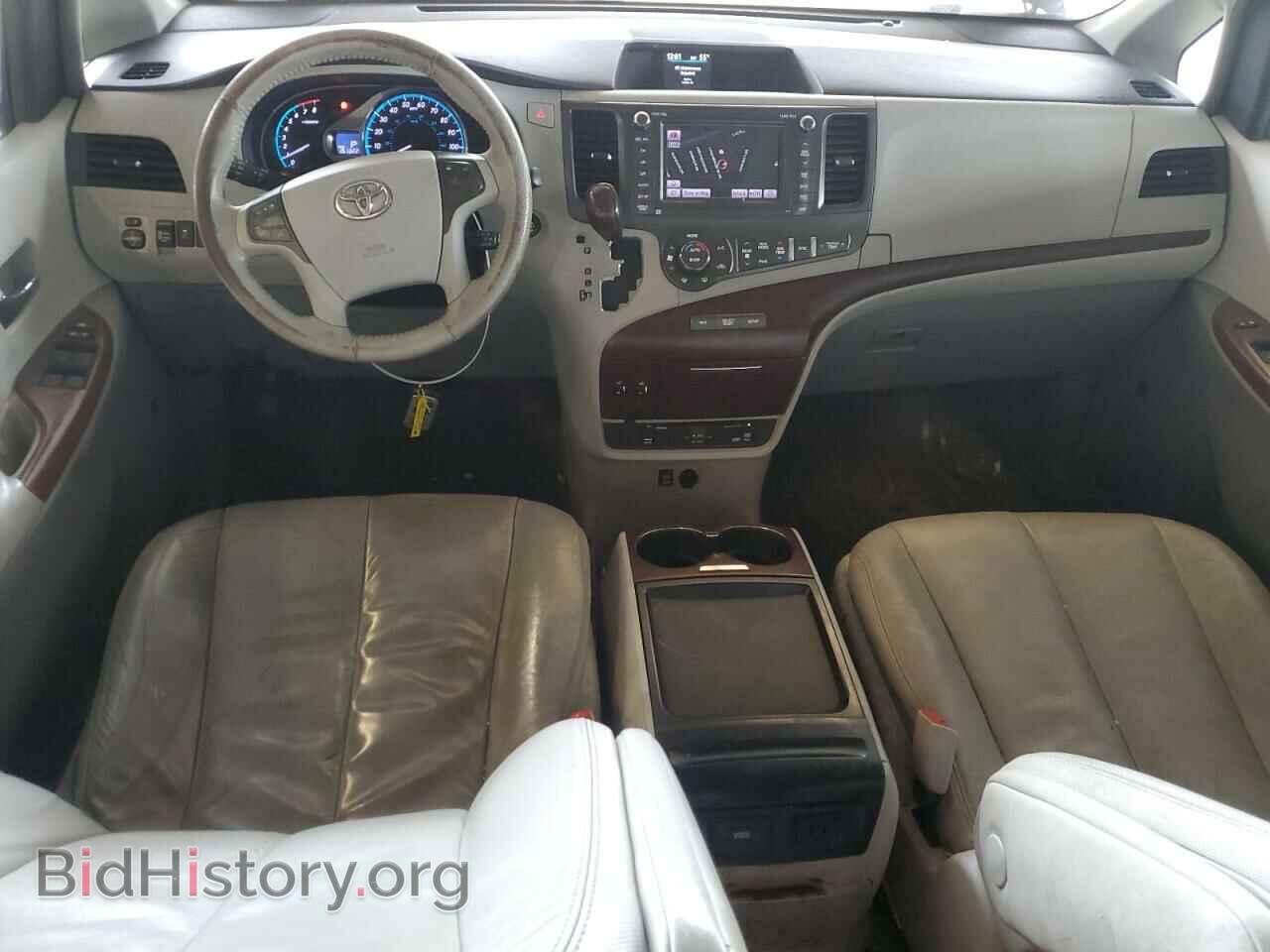2011 TOYOTA All Models - VIN: 5TDYK3DC0BS026844 - Photo 8